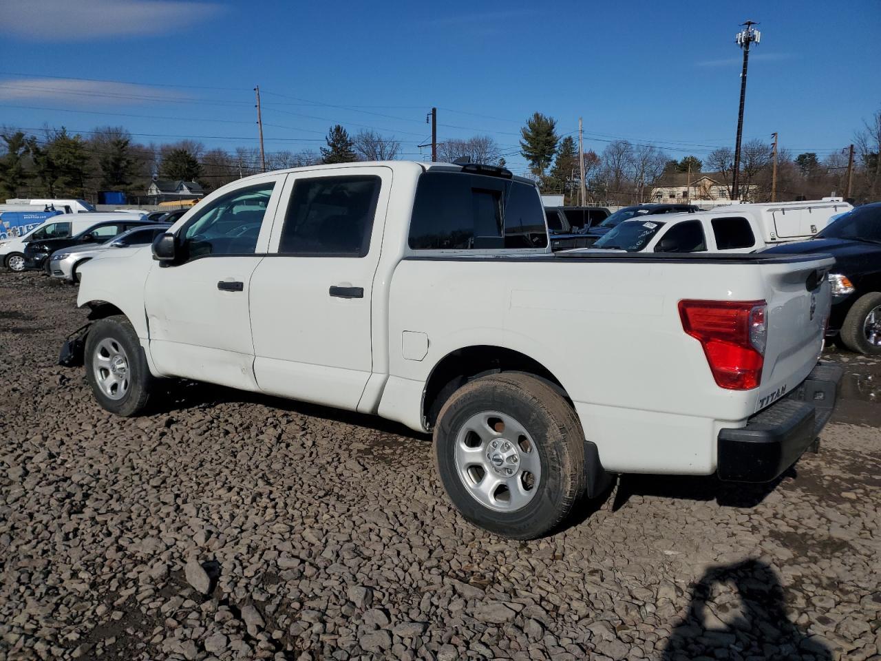 2022 NISSAN TITAN S — Фото 2 из 12