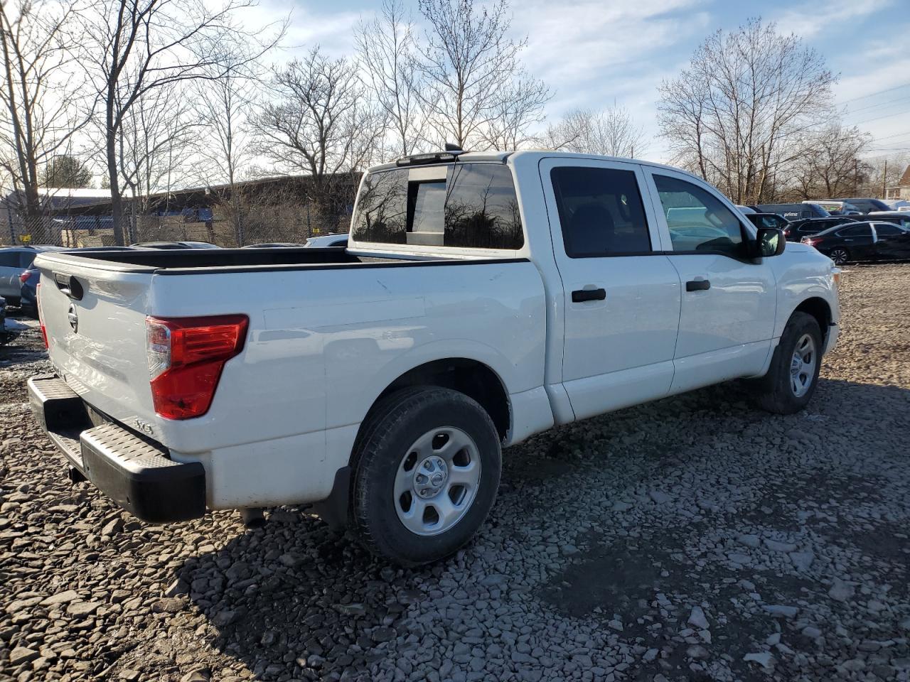 2022 NISSAN TITAN S — Фото 3 из 12