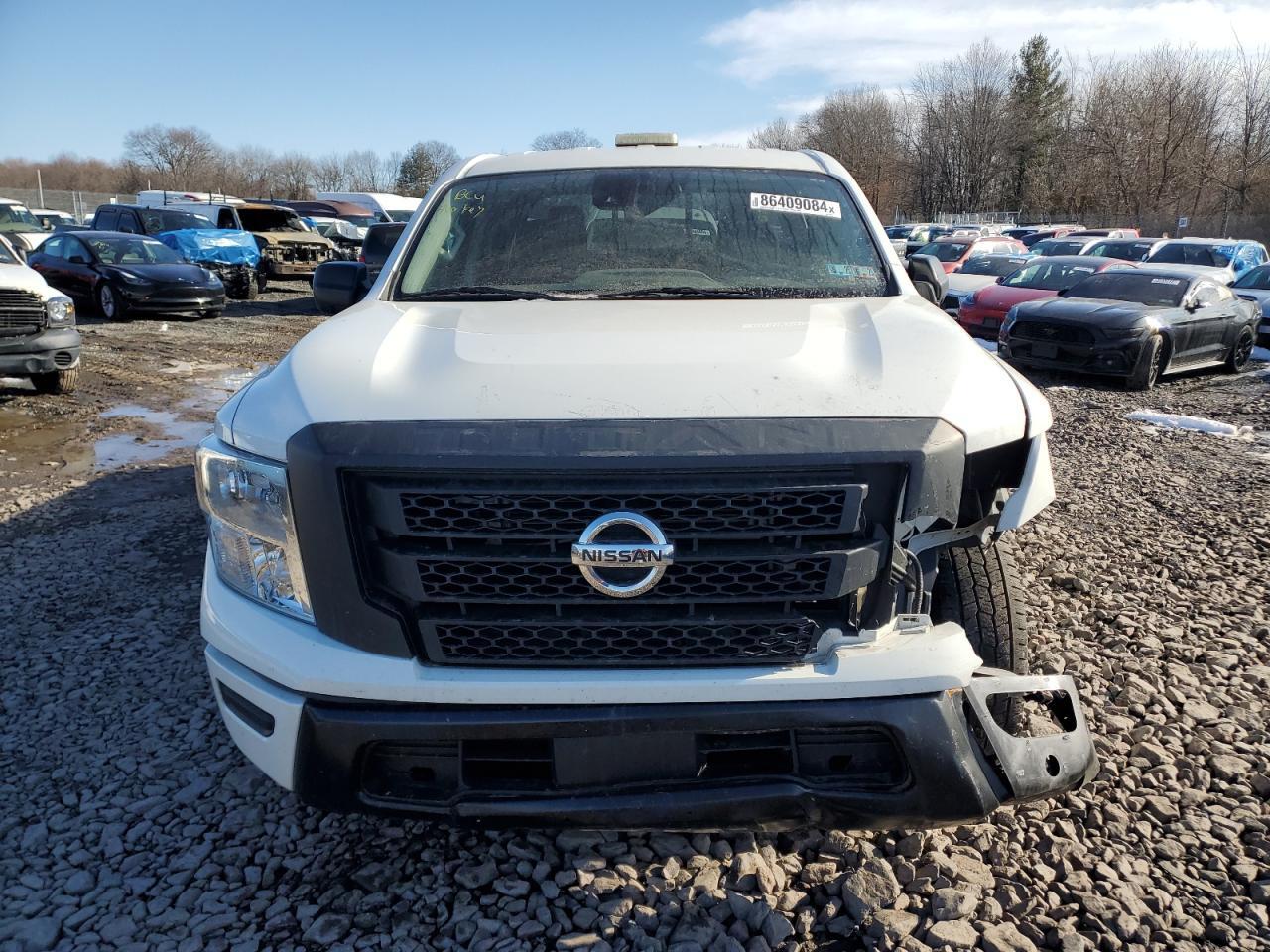 2022 NISSAN TITAN S — Фото 5 из 12
