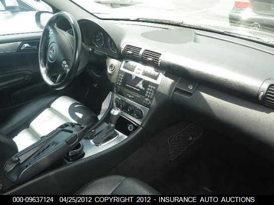 WDBRF64J25F595626 2005 MERCEDES-BENZ C320 photo no. 5