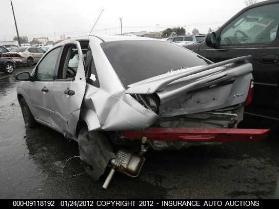 1FAFP34NX6W225308 2006 FORD FOCUS photo no. 3
