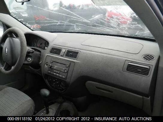 1FAFP34NX6W225308 2006 FORD FOCUS photo no. 5