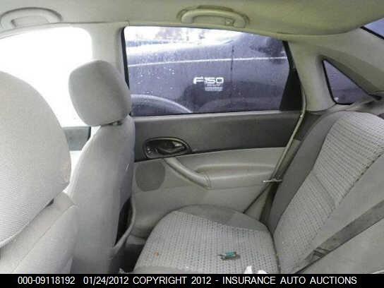 1FAFP34NX6W225308 2006 FORD FOCUS photo no. 8