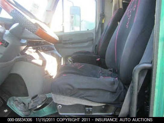 1FUJABBG83LJ52723 2003 FREIGHTLINER OTHER photo no. 5