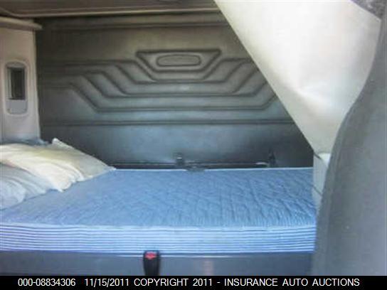 1FUJABBG83LJ52723 2003 FREIGHTLINER OTHER photo no. 7
