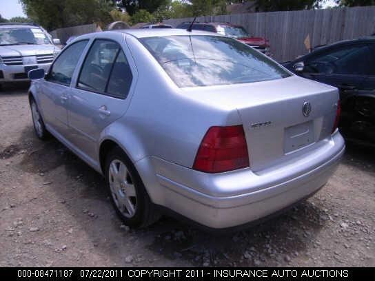 3VWSG29MX1M030768 2001 VOLKSWAGEN JETTA photo no. 3
