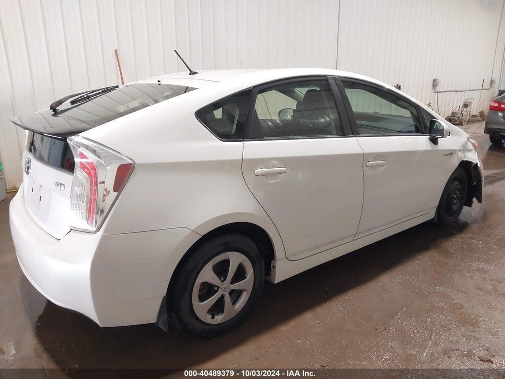JTDKN3DU2E0381589 2014 TOYOTA PRIUS photo no. 4