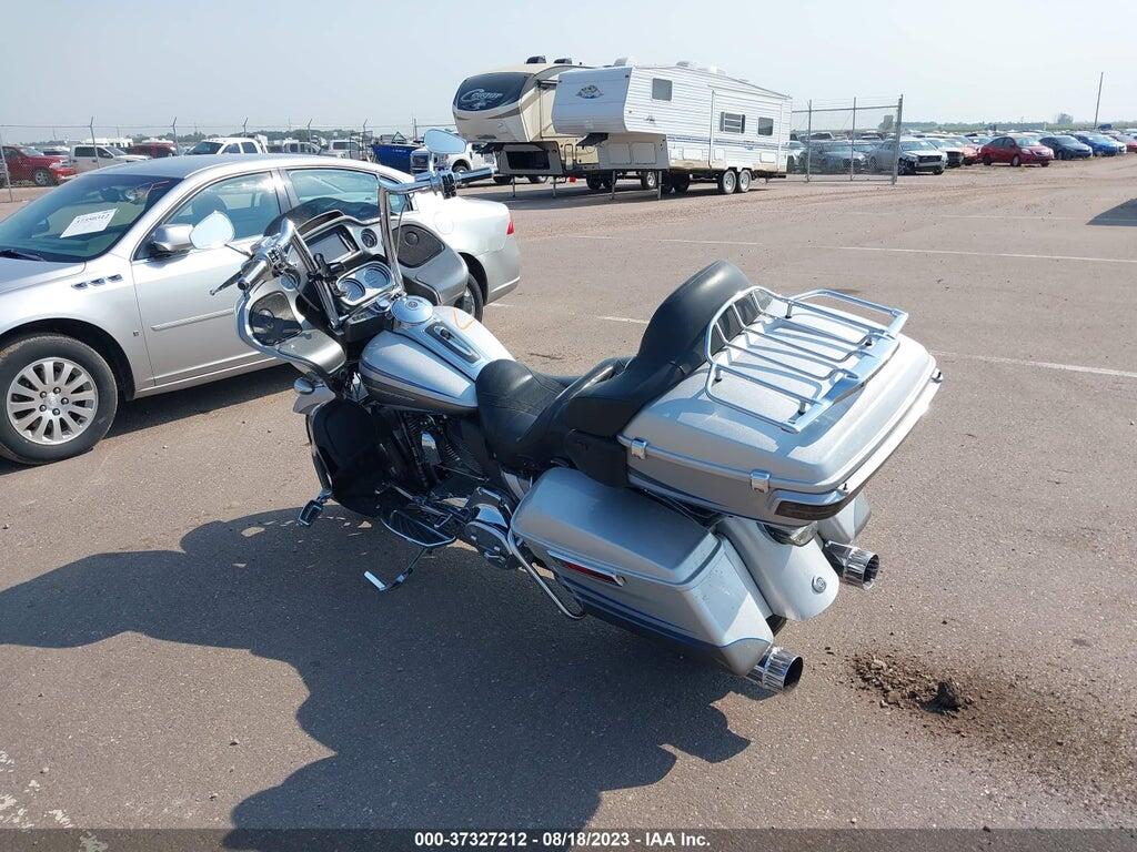 1HD1TAN19GB950096 2016 HARLEY-DAVIDSON FLTRUSE photo no. 3