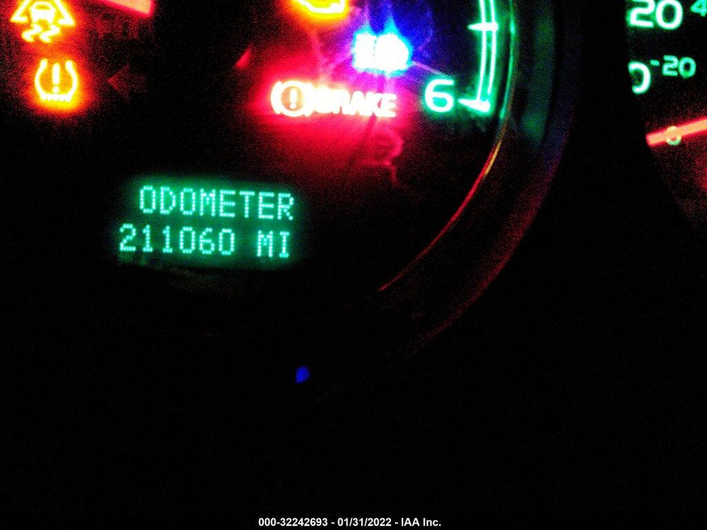 3GNFK16378G191796 2008 CHEVROLET SUBURBAN photo no. 7