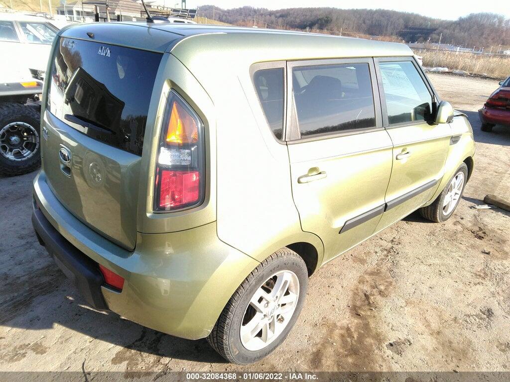 KNDJT2A2XB7251142 2011 KIA SOUL photo no. 4