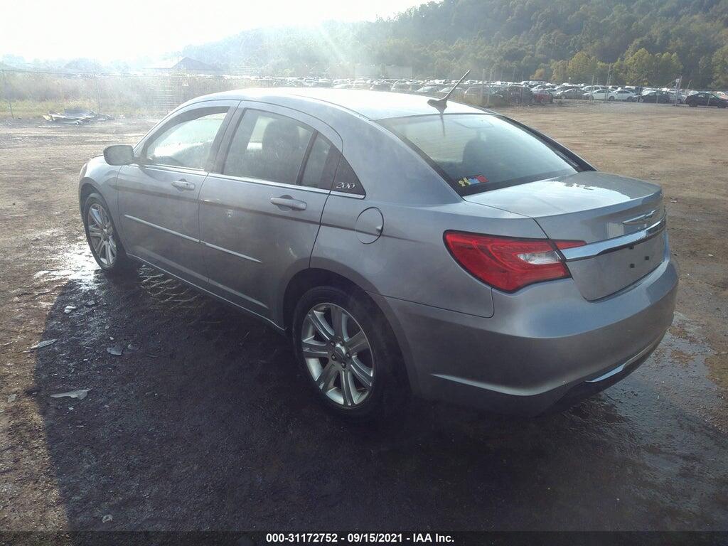 1C3CCBBBXDN715024 2013 CHRYSLER 200 photo no. 3