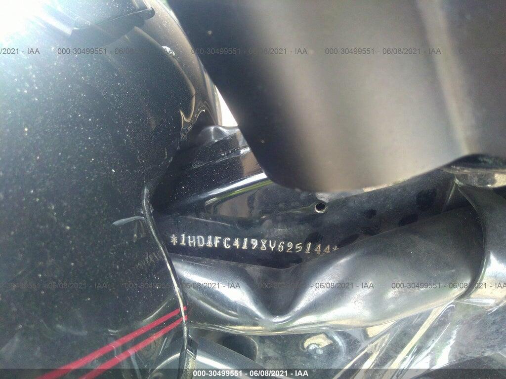 1HD1FC4198Y625144 2008 HARLEY-DAVIDSON FLHTCUI photo no. 10