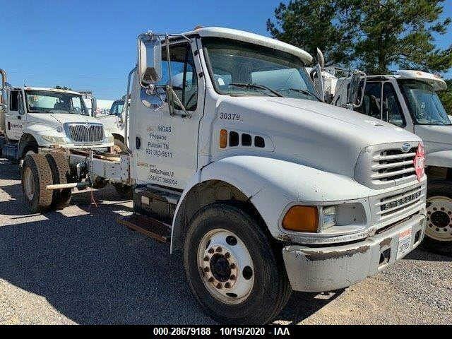 2FZAAKAK53AK81186 2003 STERLING TRUCK M7500 photo no. 3