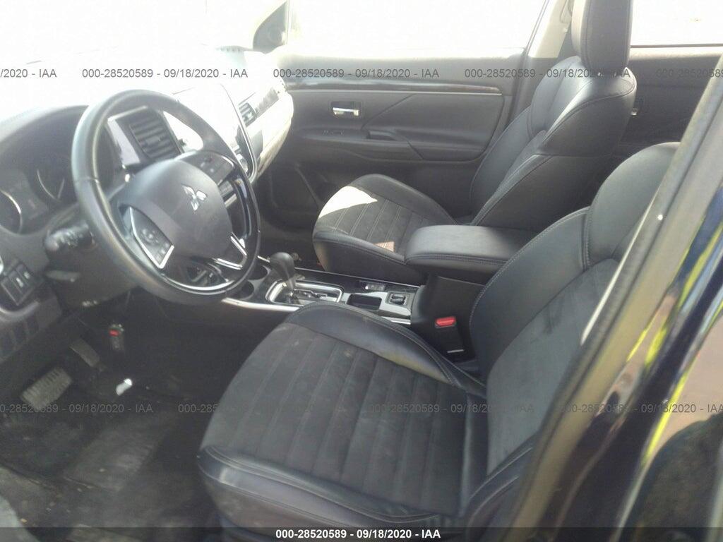 JA4AD3A34KZ050038 2019 MITSUBISHI OUTLANDER photo no. 5