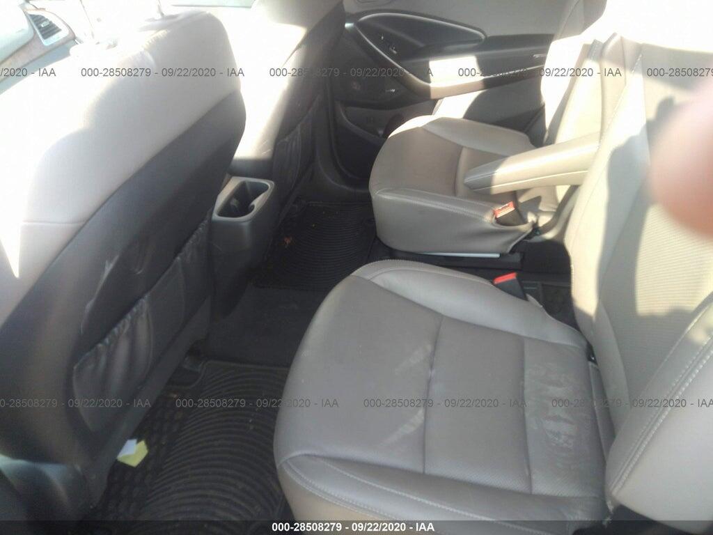 KM8SRDHF5HU172149 2017 HYUNDAI SANTA FE photo no. 8