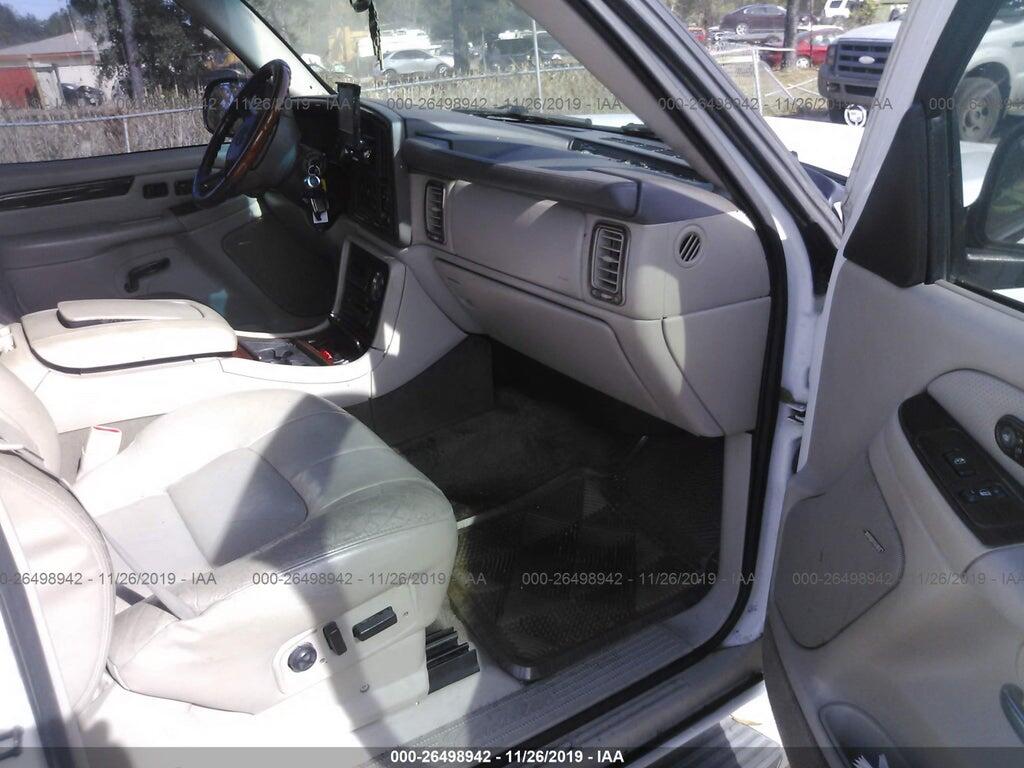 1GYEC63T92R107451 2002 CADILLAC ESCALADE photo no. 5