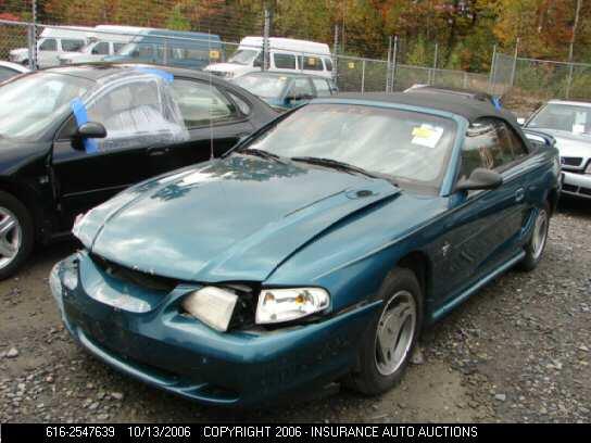 1FAFP444XWF230053 1998 FORD MUSTANG photo no. 2