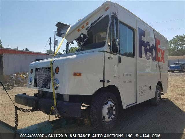 4UZAANCP43CL84855 2003 FREIGHTLINER MT45 photo no. 2