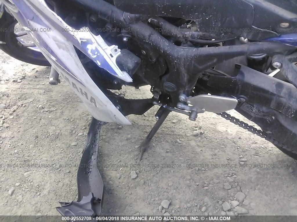 MH3RH06Y6FK003318 2015 YAMAHA YZFR3 photo no. 9