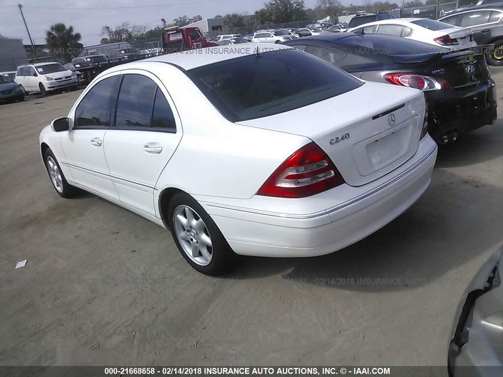WDBRF61J42F173213 2002 MERCEDES-BENZ C photo no. 3