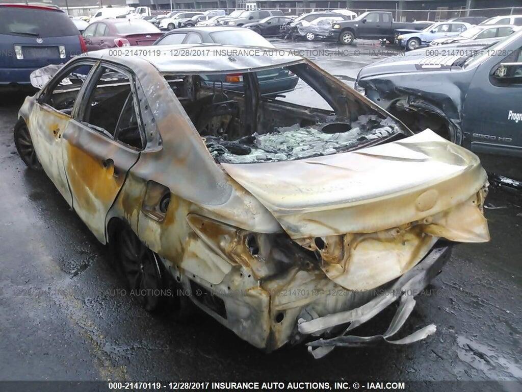 4T1BF1FK6HU695607 2017 TOYOTA CAMRY photo no. 3