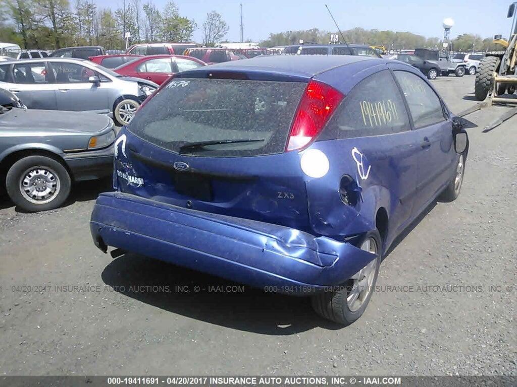 3FAFP31Z94R126860 2004 FORD FOCUS photo no. 4