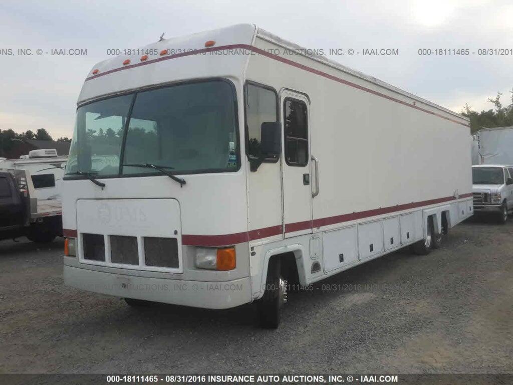3FCMF53S9XJA32514 1999 FORD F550 MOTORHOME photo no. 2