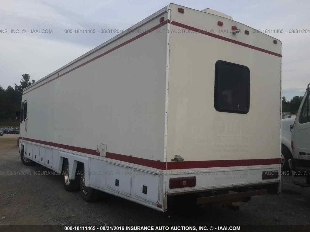 3FCMF53S9XJA32514 1999 FORD F550 MOTORHOME photo no. 3