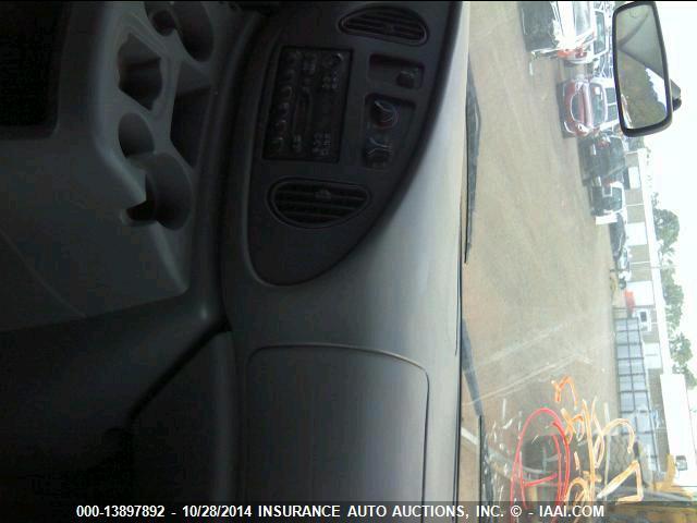 1FTSS34P55HA11192 2005 FORD ECONOLINE VAN photo no. 5