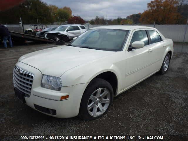 2C3KA53G96H249997 2006 CHRYSLER 300 photo no. 2