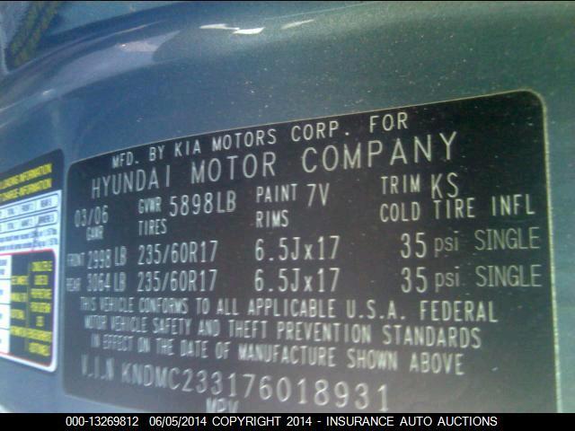 KNDMC233176018931 2007 HYUNDAI ENTOURAGE photo no. 9
