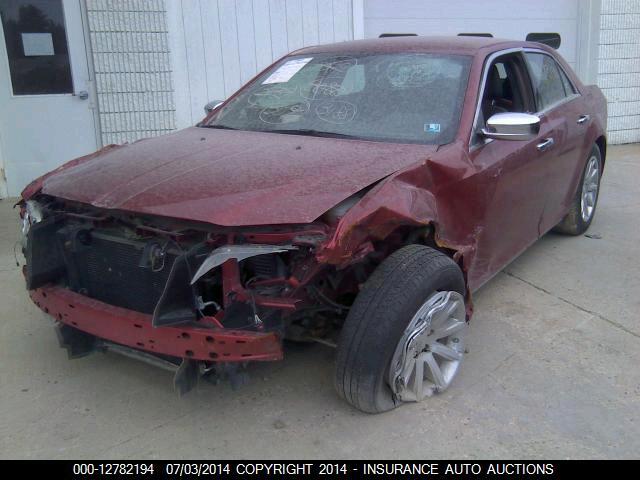 2C3CCAET8DH650097 2013 CHRYSLER 300 photo no. 2
