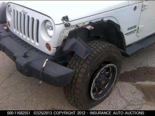 1J4BA3H13BL614119 2011 JEEP WRANGLERUNLIMITED photo no. 6