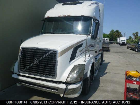 4V4NC9GH46NU17635 2006 VOLVO VN photo no. 1