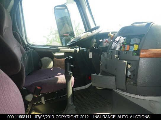 4V4NC9GH46NU17635 2006 VOLVO VN photo no. 5