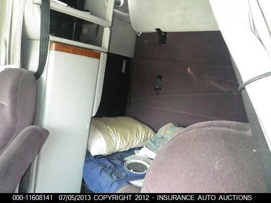 4V4NC9GH46NU17635 2006 VOLVO VN photo no. 7