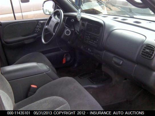 1B4HR28Z7YF245925 2000 DODGE DURANGO photo no. 5