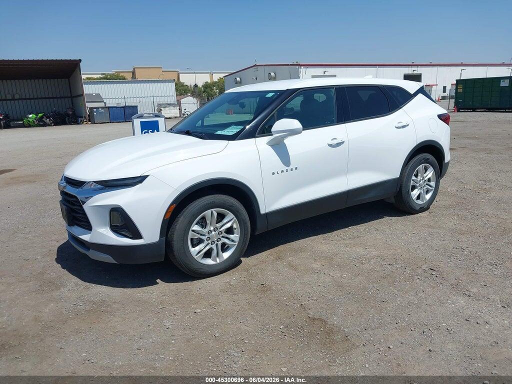 3GNKBHR48MS553573 2021 CHEVROLET BLAZER photo no. 2