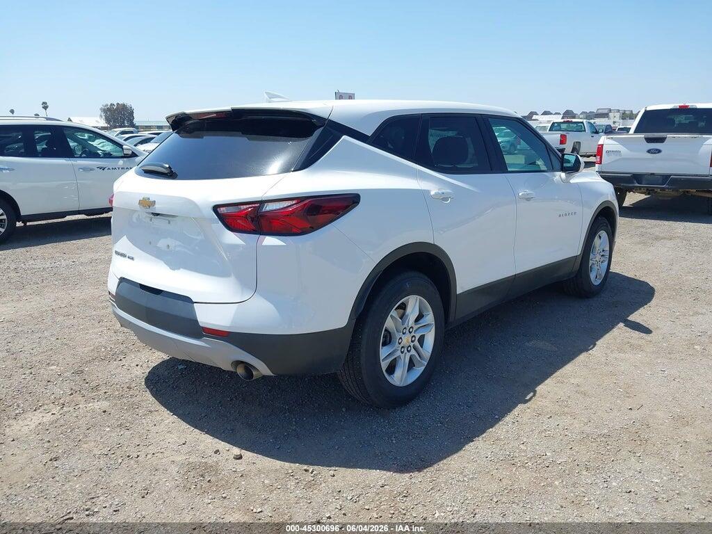 3GNKBHR48MS553573 2021 CHEVROLET BLAZER photo no. 4
