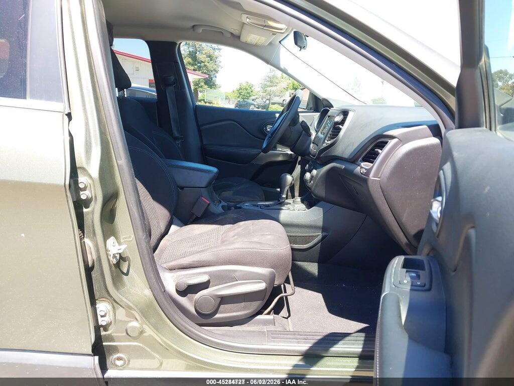 1C4PJMCB8KD440348 2019 JEEP CHEROKEE photo no. 5