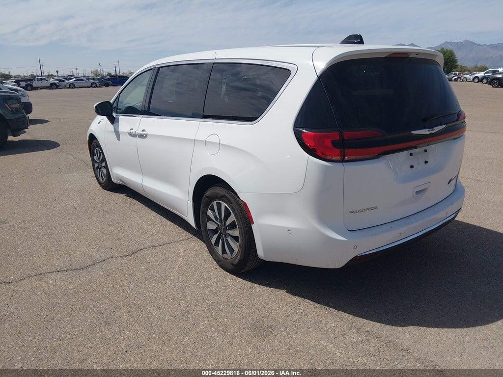 2C4RC1L75PR572761 2023 CHRYSLER PACIFICA HYBRID photo no. 3