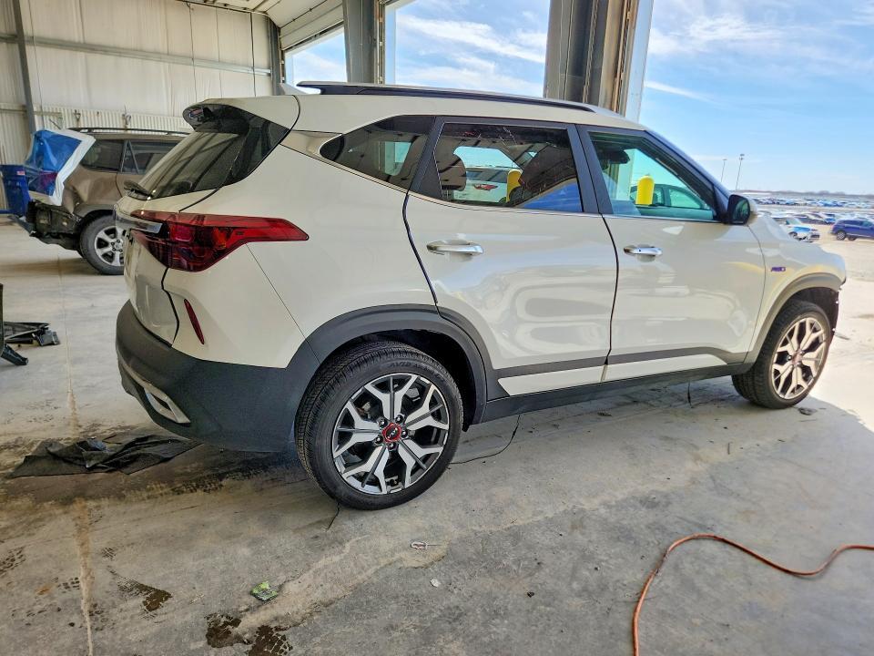 2023 KIA SELTOS SX — Фото 3 из 14