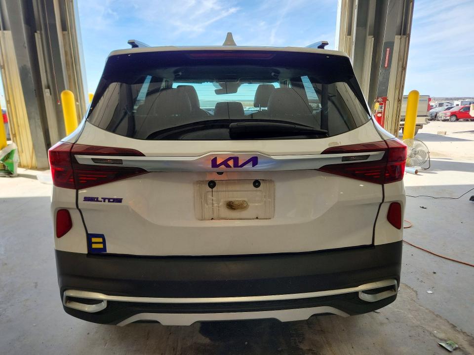 2023 KIA SELTOS SX — Фото 6 из 14