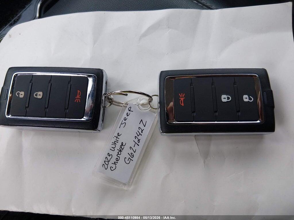 1C4RJHAG3PC625323 2023 JEEP GRAND CHEROKEE photo no. 11