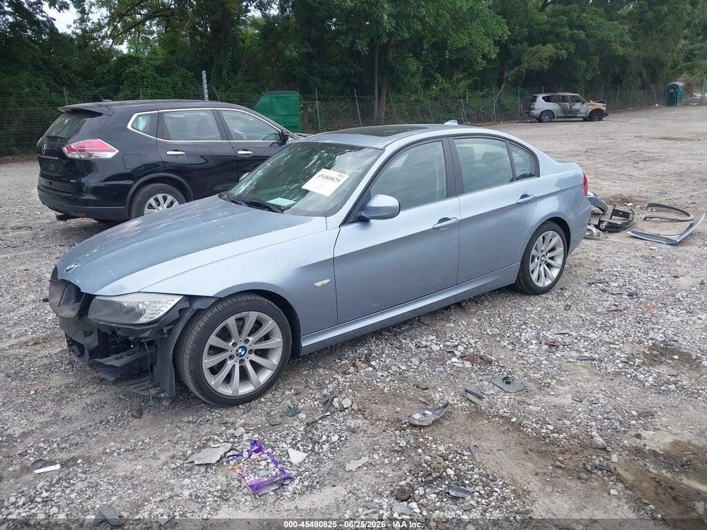 WBAPH7G58BNN07944 2011 BMW 328I photo no. 2
