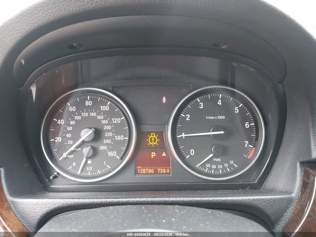WBAPH7G58BNN07944 2011 BMW 328I photo no. 7