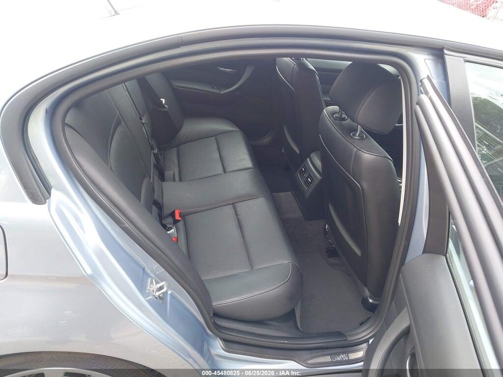 WBAPH7G58BNN07944 2011 BMW 328I photo no. 8