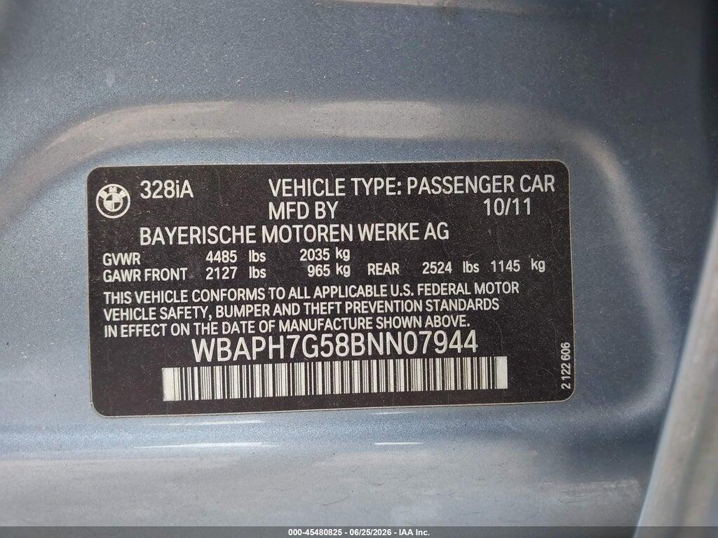 WBAPH7G58BNN07944 2011 BMW 328I photo no. 9