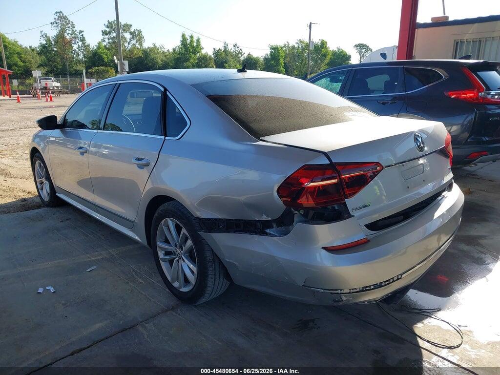 1VWAT7A39HC043692 2017 VOLKSWAGEN PASSAT photo no. 3