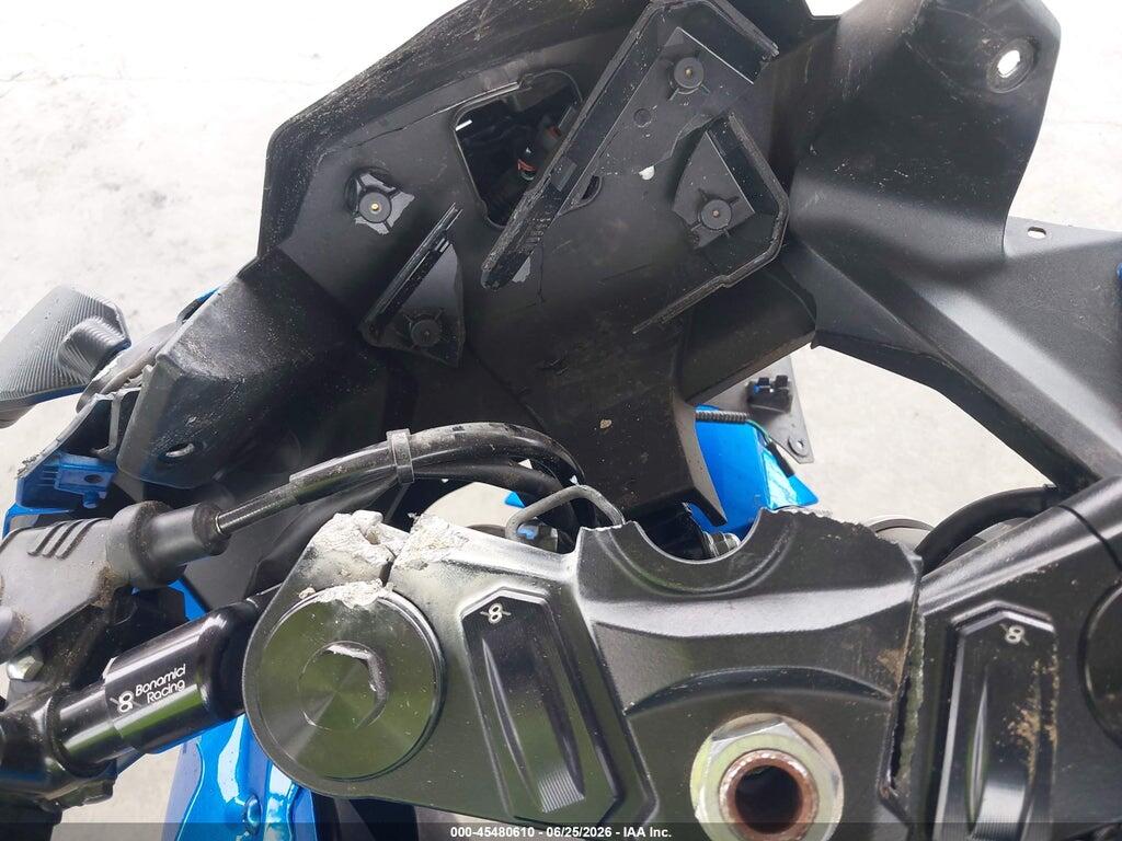 JS1EM13B5S7100371 2025 SUZUKI GSX800 photo no. 7